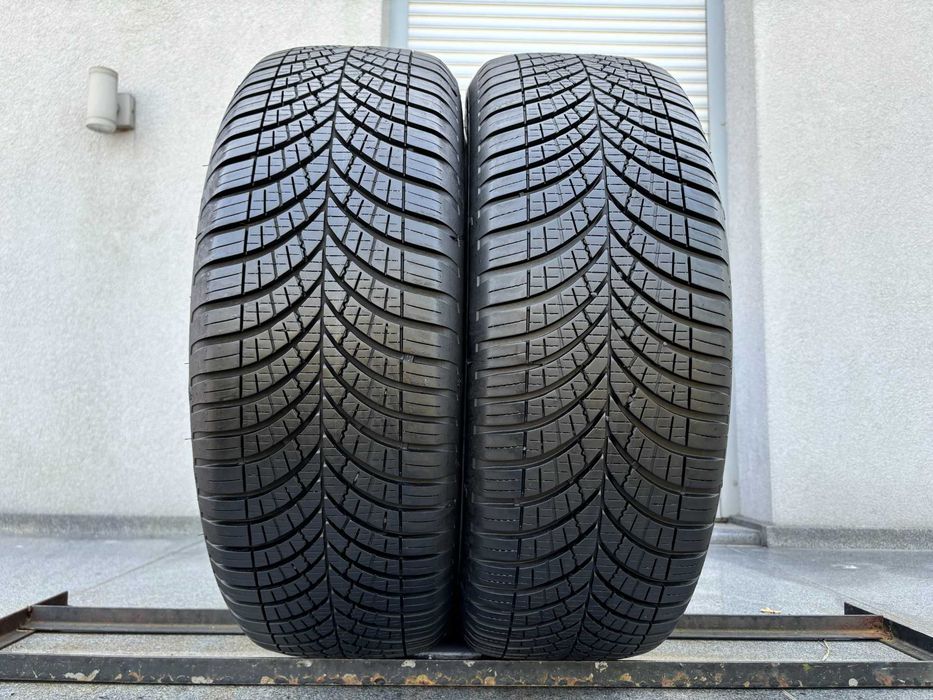 2szt całoroczne 215/60R17 GoodYear 7,5mm 2022r świetny stan! 4S1423 gw