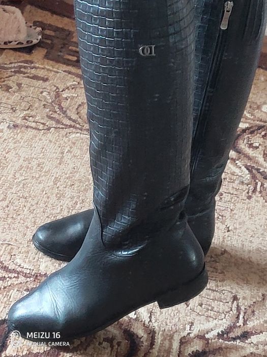 Продам женские сапоги 37,38 р