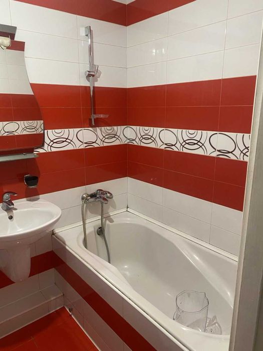 Продам 3 к. квартиру с ремонтом на Вадатурского (М. Малиновского)