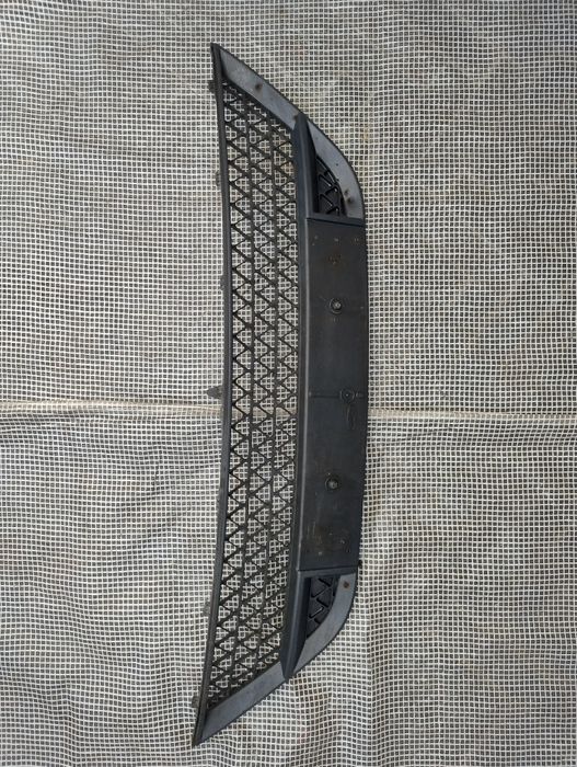 Ford Focus MK2 st kratka zderzaka środkowa st rs oryginał wysyłka