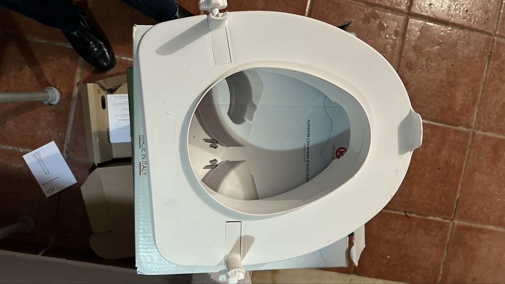 Alteador de Sanita e Banco de duche