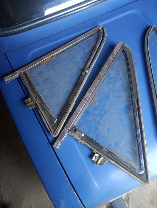 Продам стекала на ваз 2106