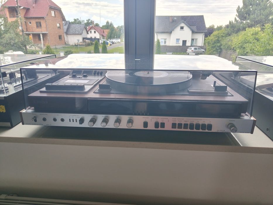 Kombajn gramofon elac compact 25