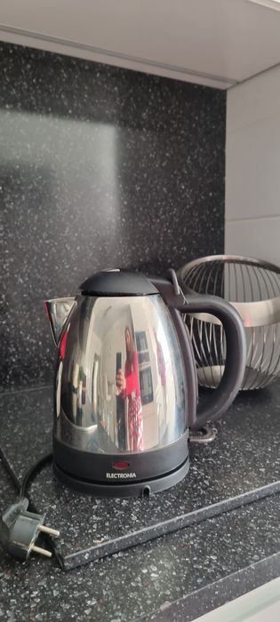 Vendo chaleira em bom estado