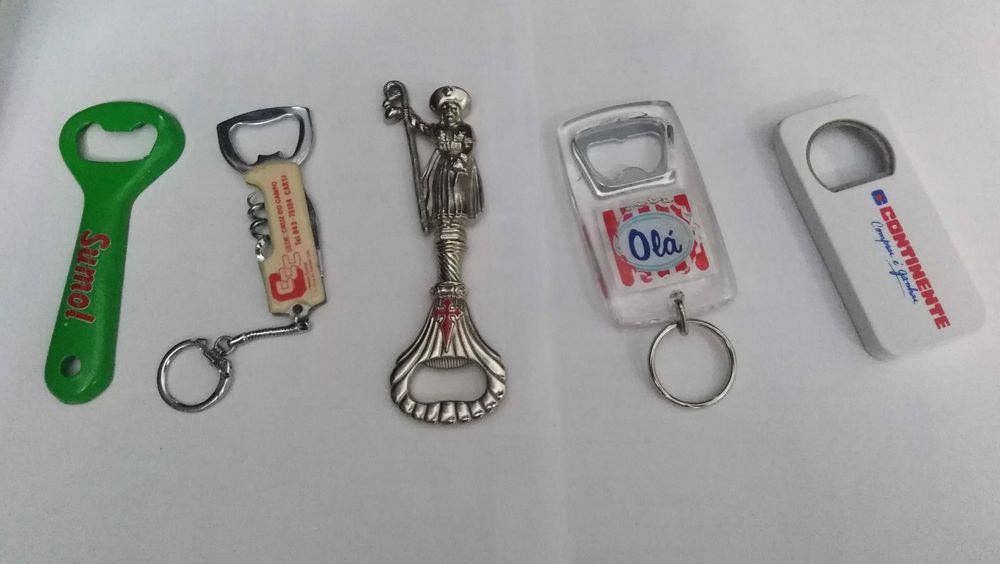 Conjunto de 5 Abre Latas /Garrafas/Caricas coleccionáveis. ( Desde 1€ )