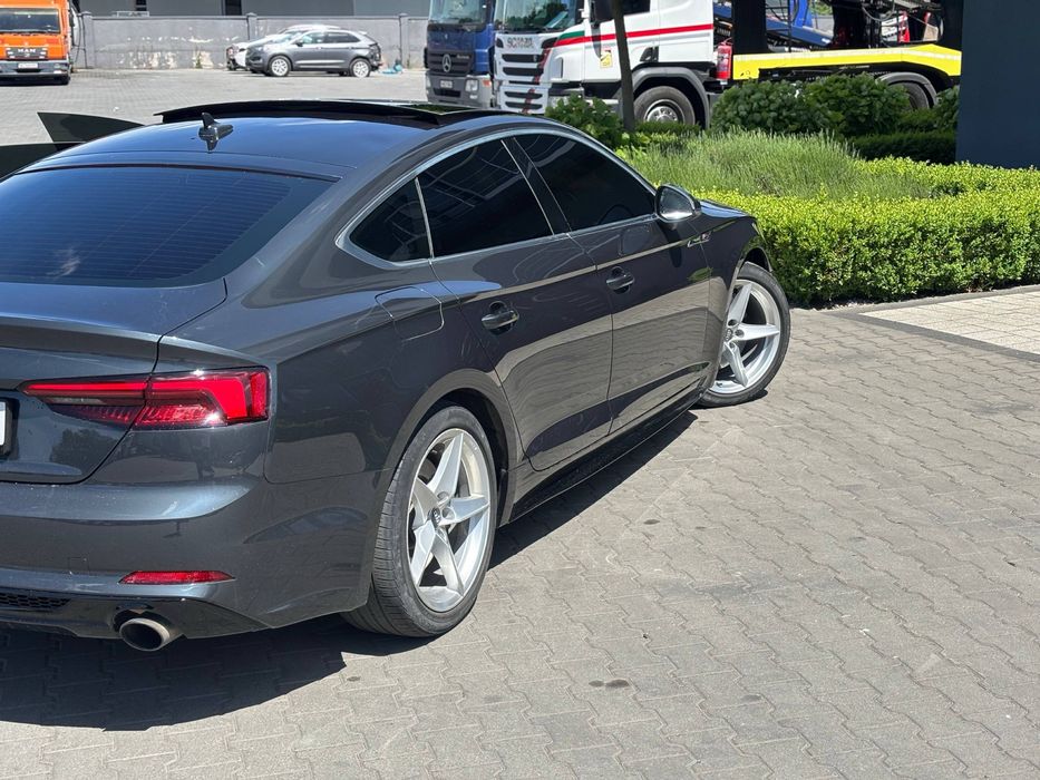 Продаж Audi A5 2019