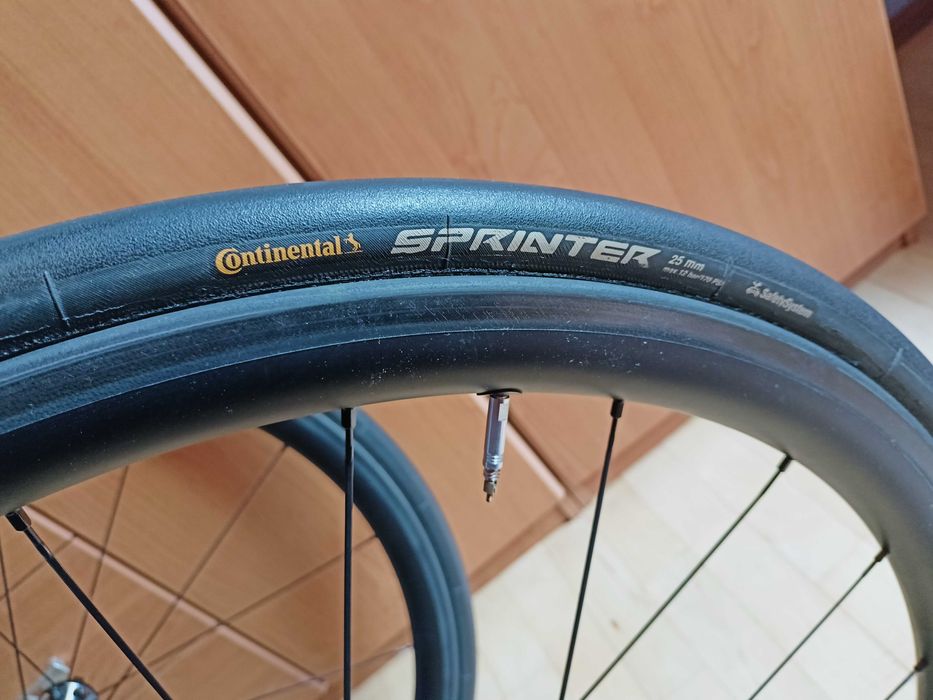 Koła carbon Dura-Ace C36 z szytkami Sprinter pod szczęki 12rz