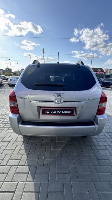 Hyundai Tucson Хюндай Тюксон 2005р 2,0 бенз 5МКПП