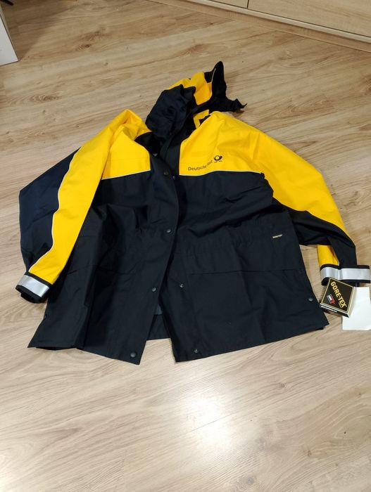 Kurtka przeciwdeszczowa Deutsche Post