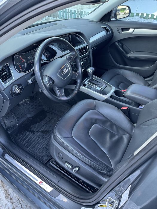 Продам Ауди А4 В8