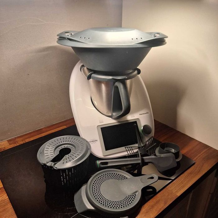 Sprzedam Thermomix TM6 do negocjacji