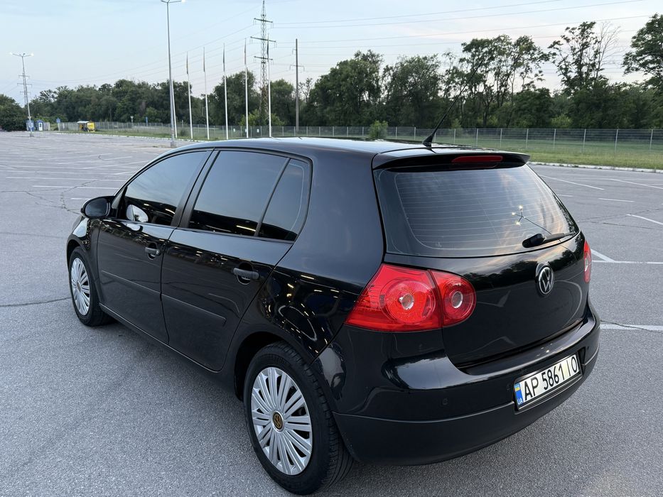 Продам Volkswagen golf 5