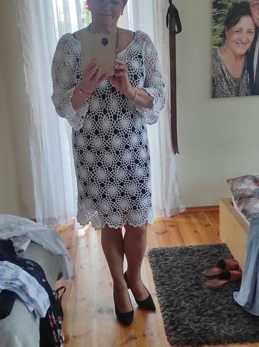 Oryginalna sukienka, zrobiona własnoręcznie na szydełku,