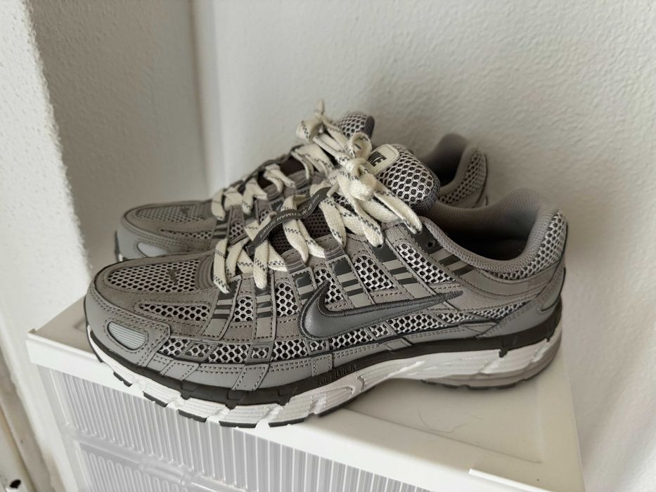 Nike P-6000 PRM LT Iron Ore / Metallic Silver EU 44 NOVO