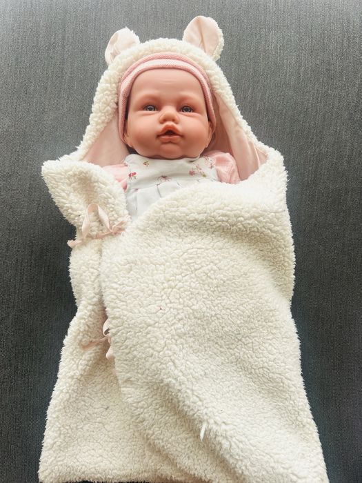 Bebe reborn menina