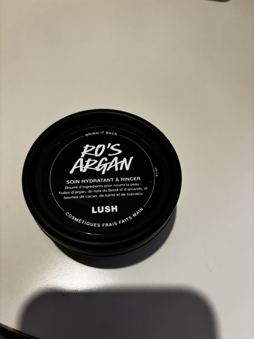 Ro's Argan condicionador do corpo da marca Lush