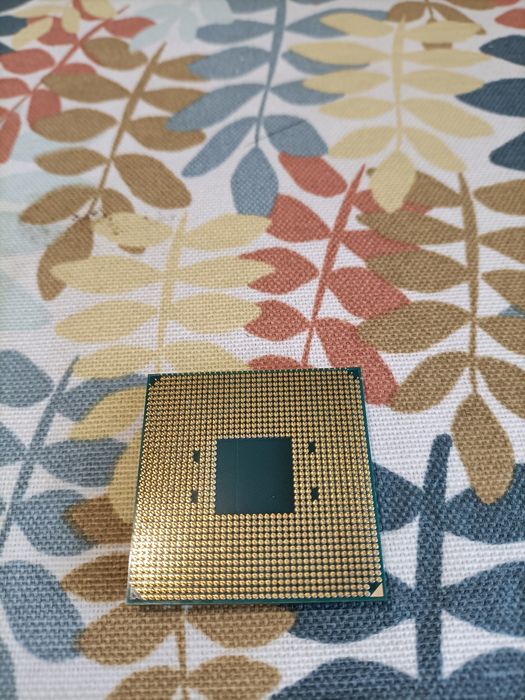 Ryzen 7 3700X Processor436900378854051841