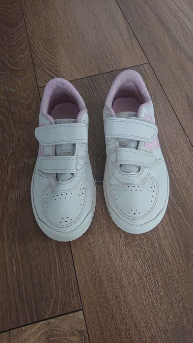 Buty sportowe dla dziewczynki 29