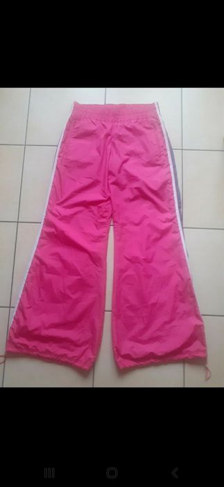 Spodnie dresowe dzwony roz.M Reporter