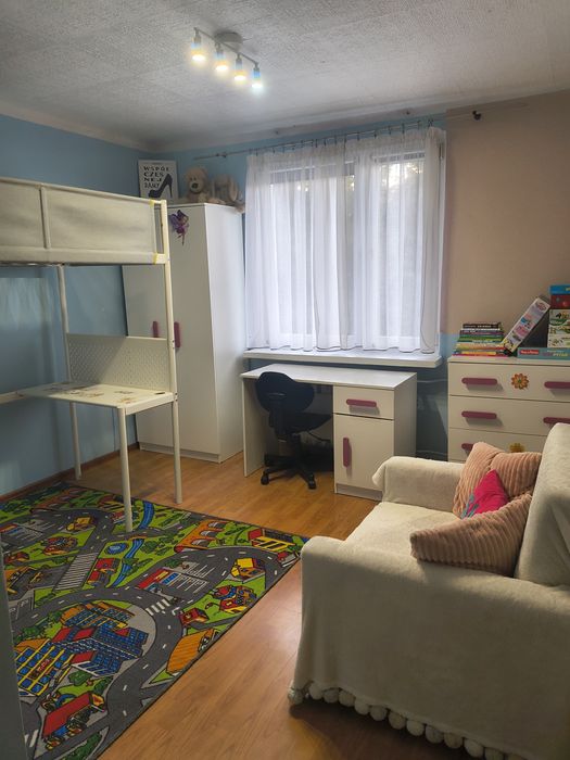 REZERWACJA DO 13.10.2026. 3 pokoje | 47 m² | balkon | klimatyzator | wyposażone | Strzelce Opolskie