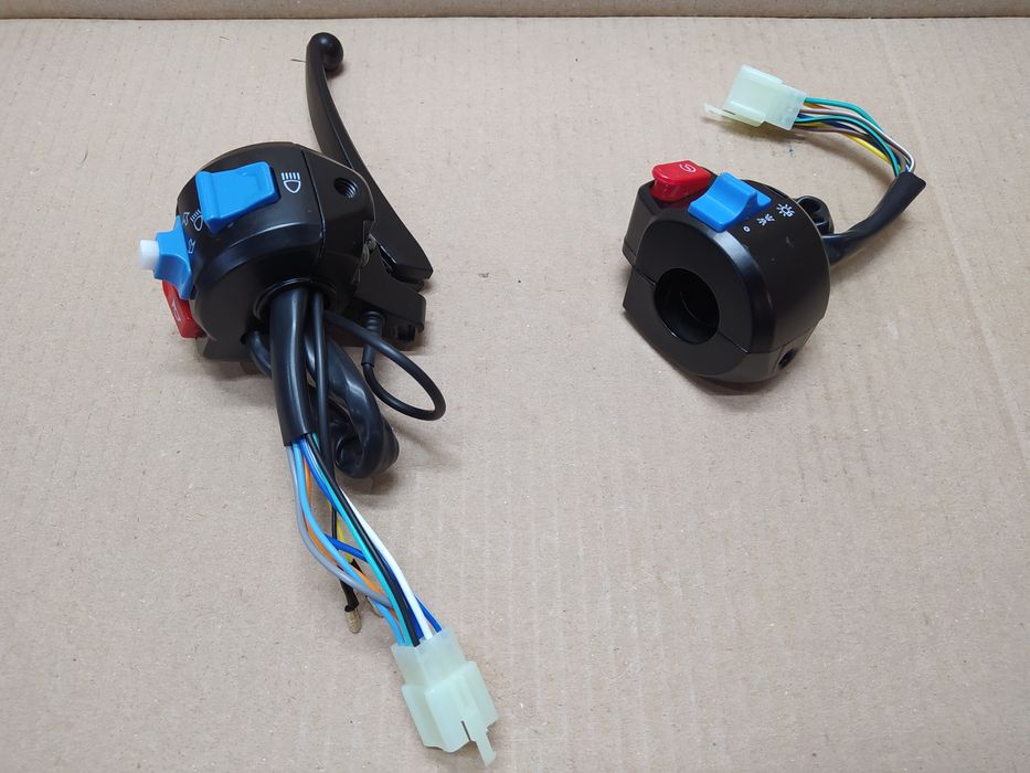 Блоки кнопок руля скутера GY6 (ПРАВЫЙ/ЛЕВЫЙ) +рычаги