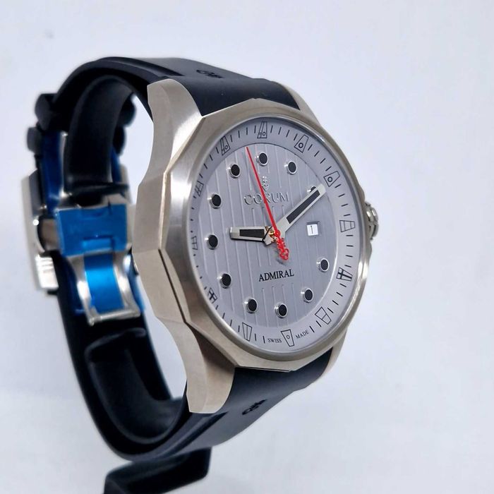 Corum Admirals Cup Legend 411.100.04