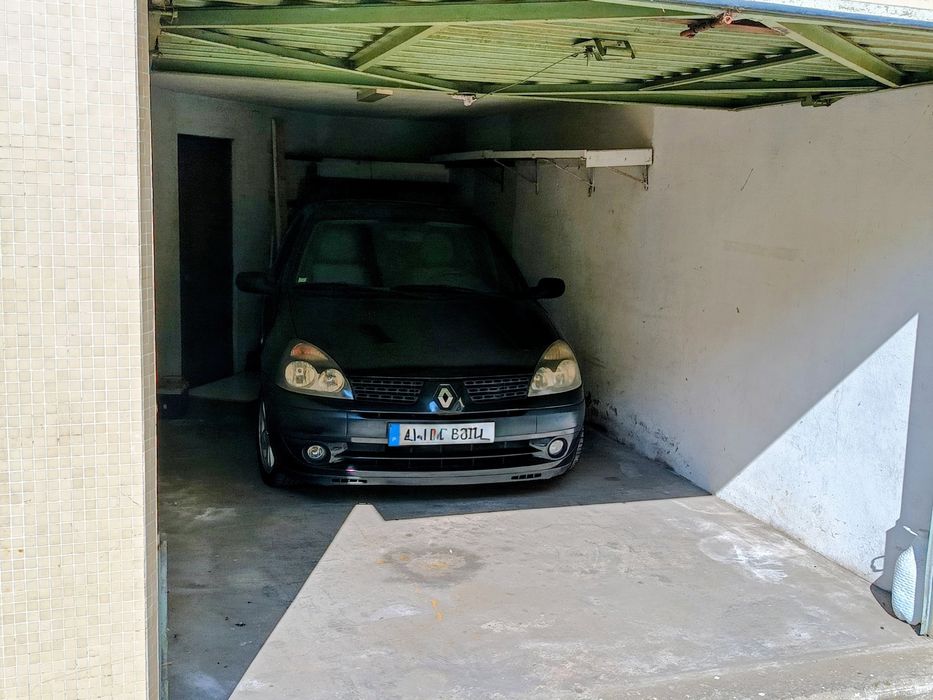 Alugo garagem box n222