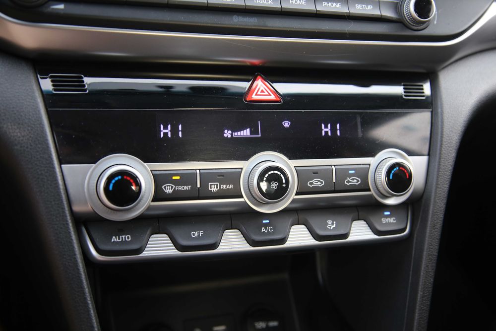 Hyundai Elantra 2020