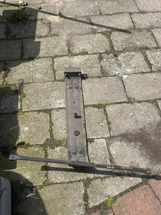 Mocowanie koła zapasowego Mercedes Vito