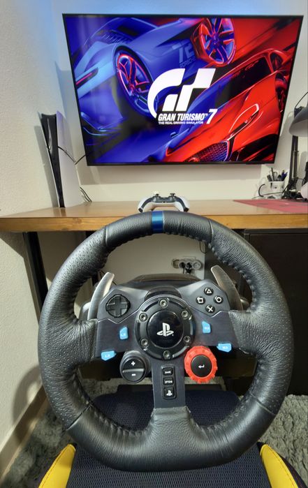 Playseat Evolution Pro  Redbull Racing + g29