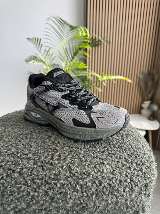 Кросівки Чоловічі Mizuno Racer S Dark Grey 40-45 Топ якість