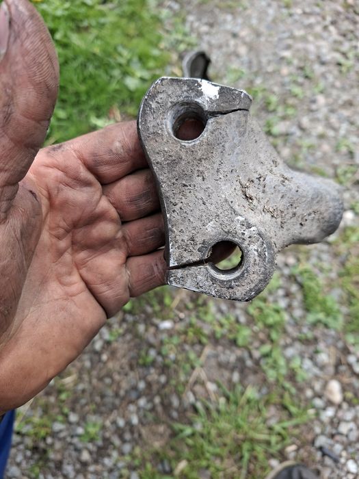 Audi a4 b8 zwrotnica lewa oryginał