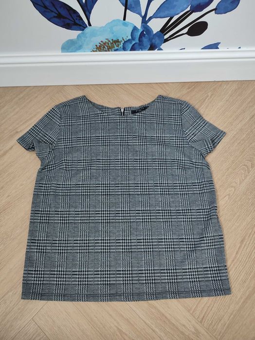 Bluzeczka Mohito, rozmiar S 36, czarna szara w kratę.