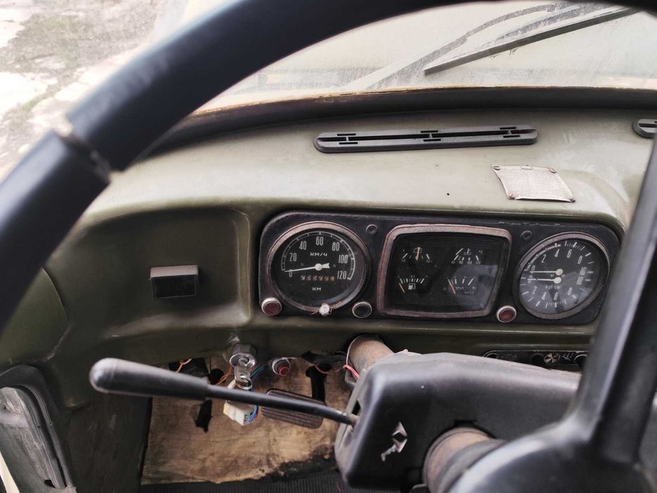 автовышка гидравлическая ВС-22 НА БАЗЕ ЗИЛ-130