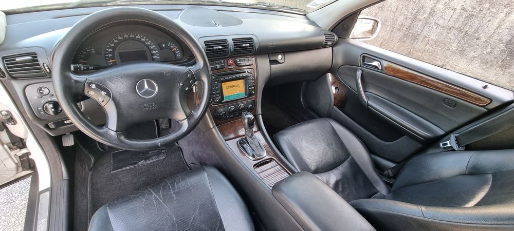 Mercedes c220 cdi versão elegance