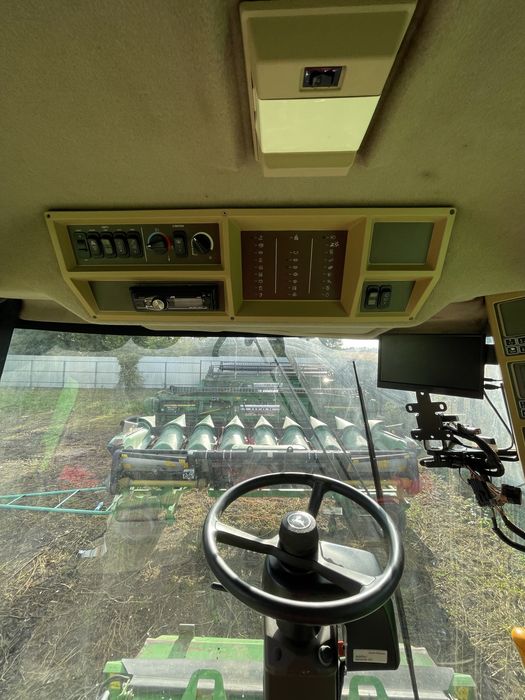 Комбайн John Deere T 660 + жатка 625R