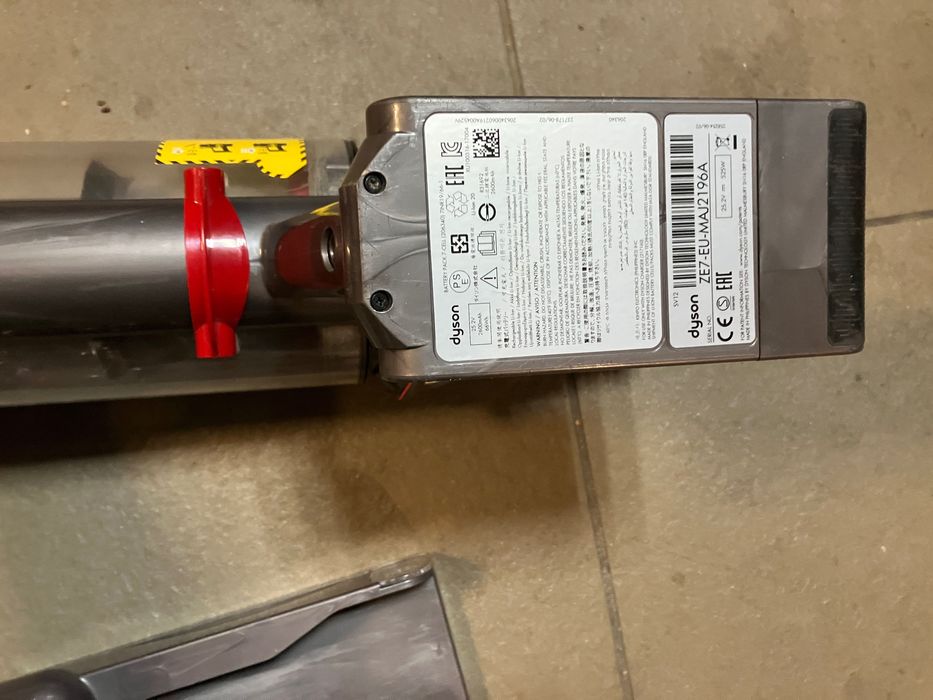 Dyson V10 stan BDB stan