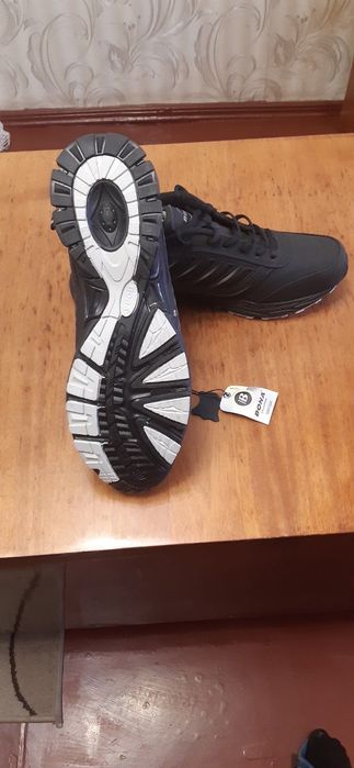 Кросівки Bona Чоловічі 49 розміру