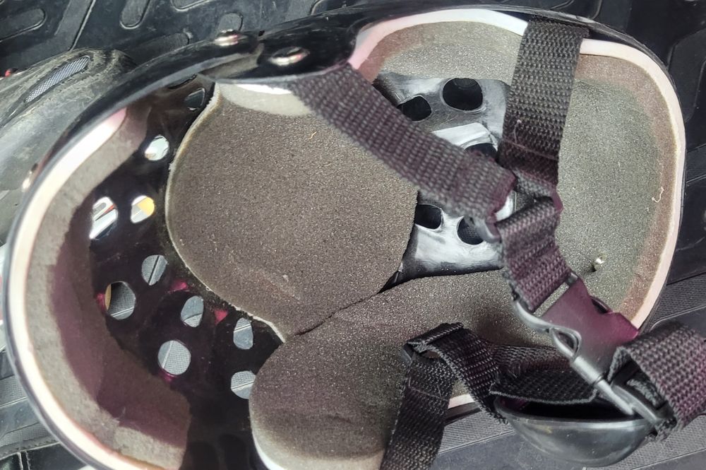 Продам ролики дитячі із захистом в комплекті