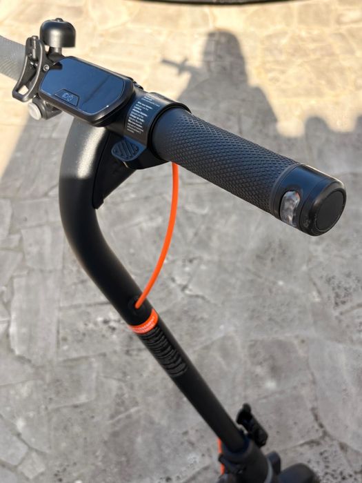 Electric Scooter Segway Ninebot E2+V2 , Excellent Condition | Warranty until June 2028