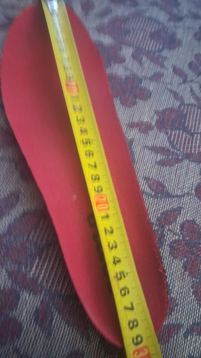 Продам кросівки Joma