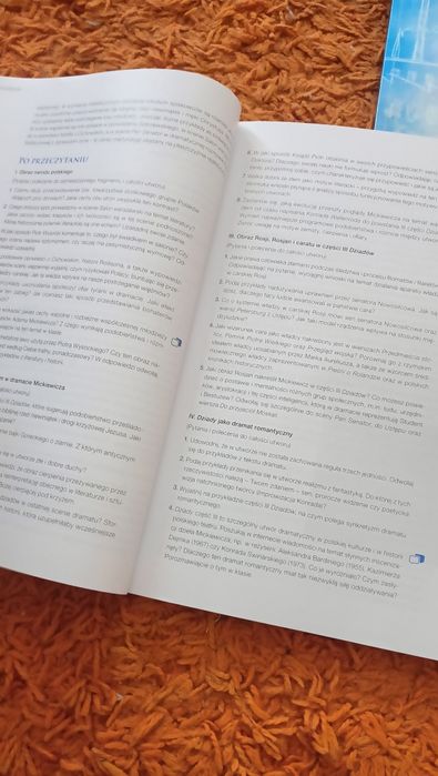 Ponad słowami kl. 2 liceum i technikum - 2 części