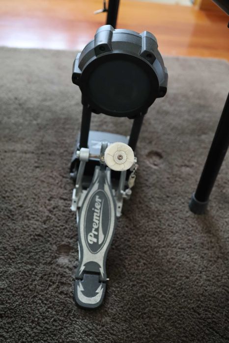 Bateria Eletrónica Roland TD15 | Estrutura com módulo completo + acessórios