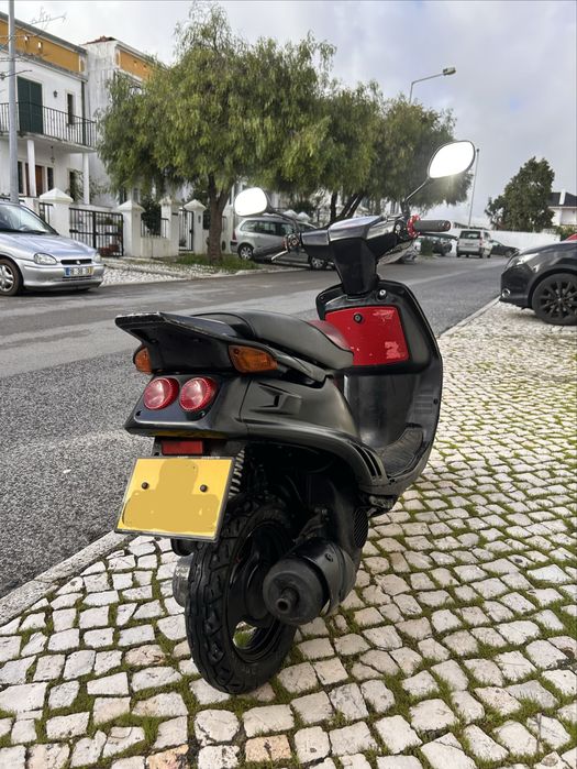 Yamaha Target Super Sports 50