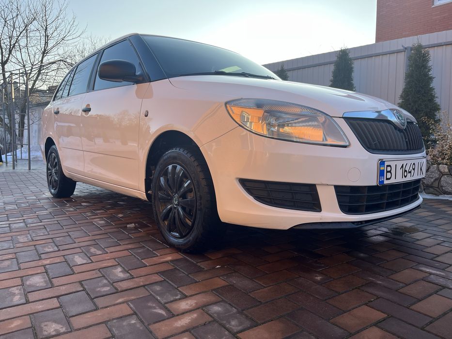 Шкода Фабія 2  гарний стан