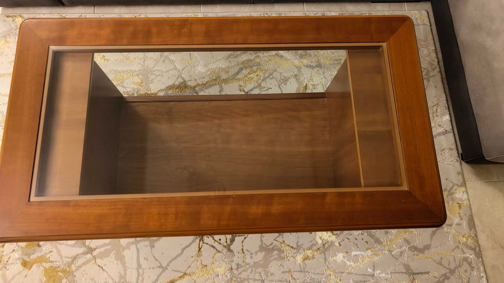 Mesa de apoio ao sofá