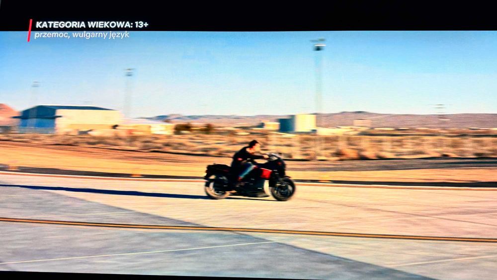 LG OLED65E9PLA    bez ramek szkło