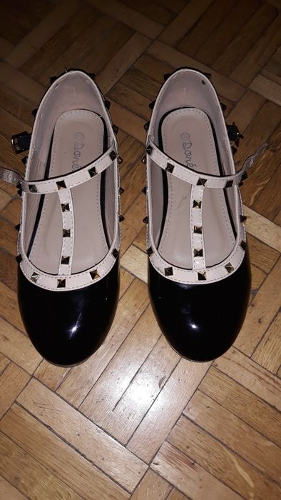 Buty dziewczęce  lakierowane