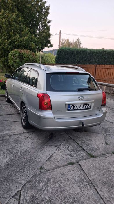 Toyota Avensis T25