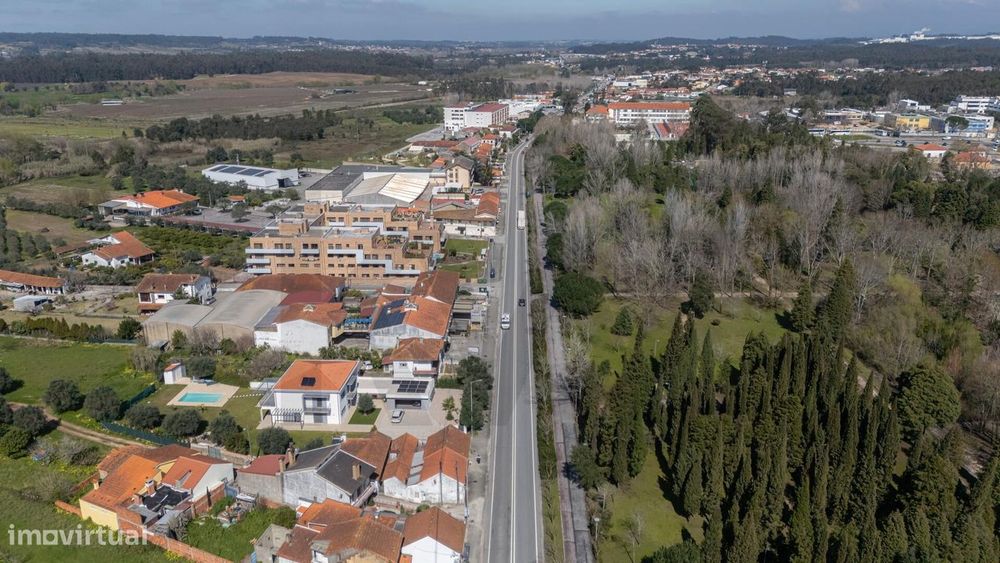 Apartamento T3 com varanda no centro da Mealhada